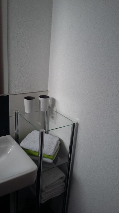 Appartement Falkner Manuel Нийдертай Екстериор снимка