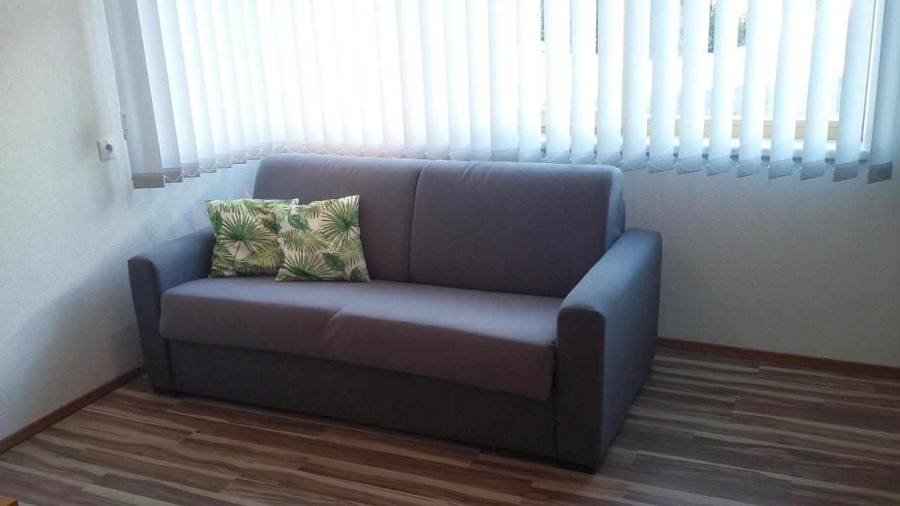 Appartement Falkner Manuel Нийдертай Екстериор снимка